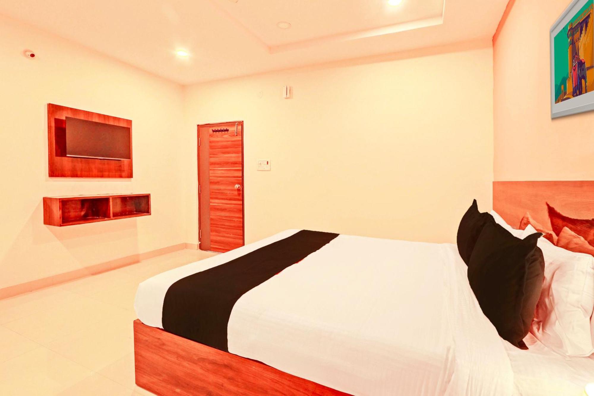 Hotel O R Square Hajdarabad Zewnętrze zdjęcie